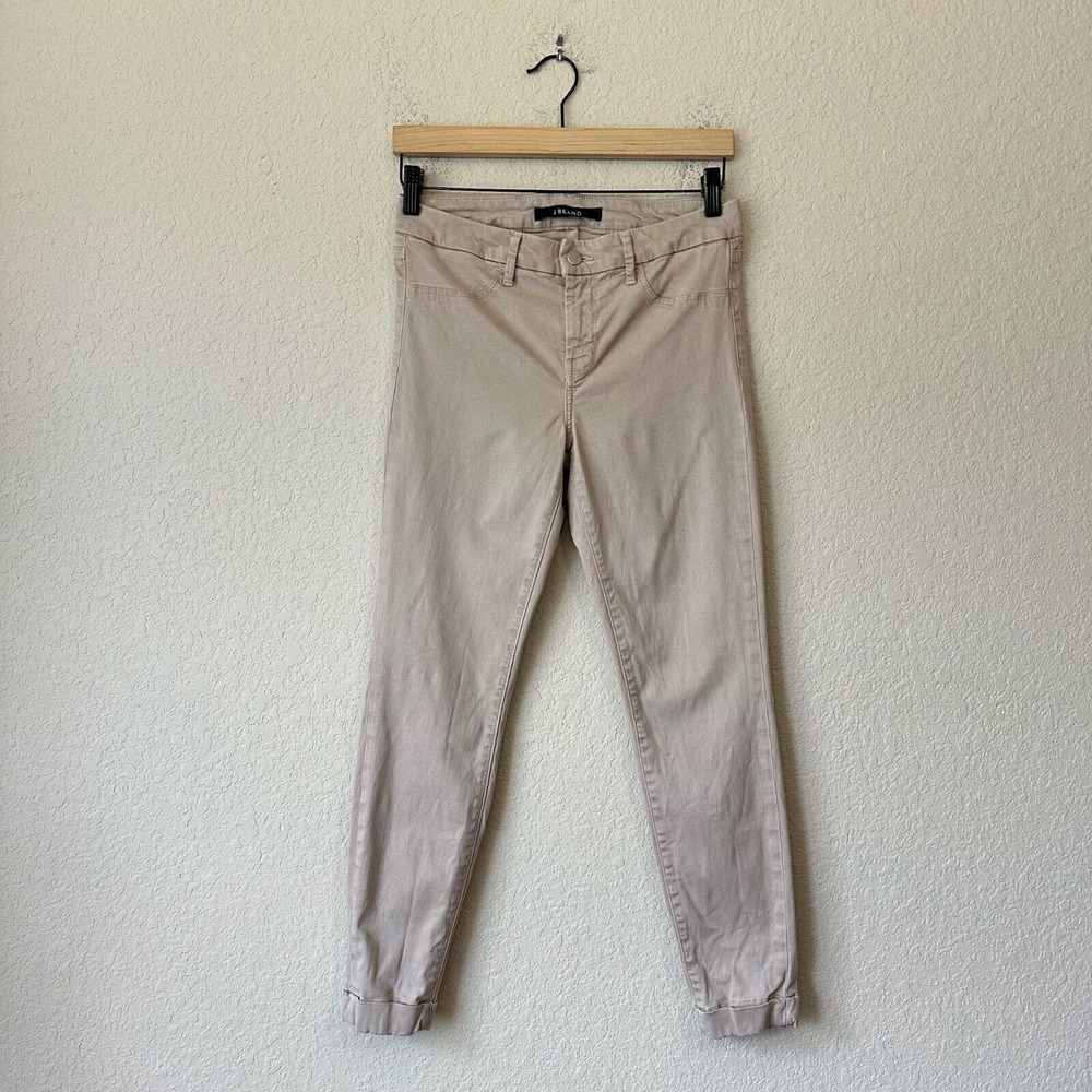 J BRAND Anja Cuffed Pants Crop Slim Fit in Concrete Dust